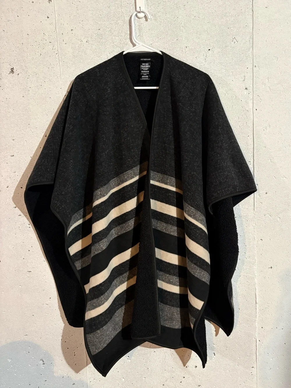 Ike Behar Women’s Reversible Wrap with High Pile Fleece | One Size